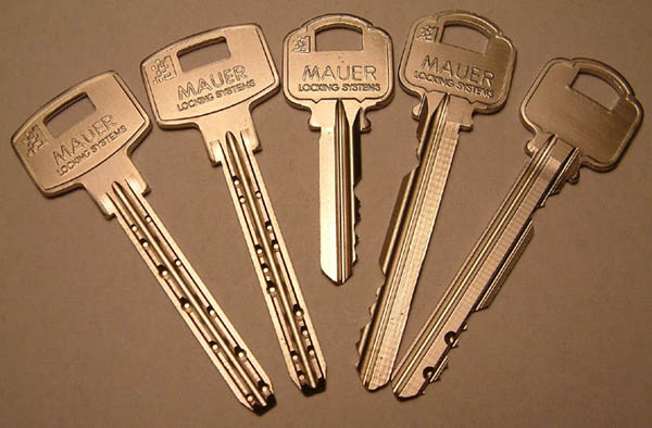 mauer keys ... looong keys