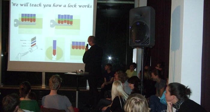 Barry Wels presenting at the 11th Pecha Kucha night in Amsterdam