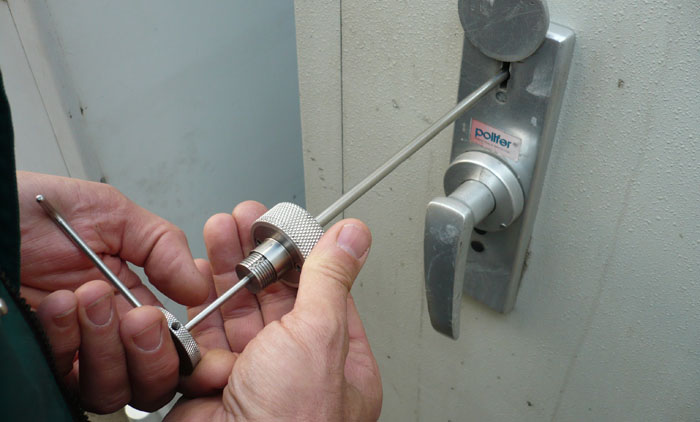 Lever lock picking